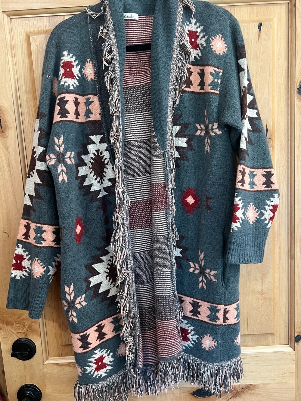 Faveur Boutique Southwestern Fringe Cardigan Sweater - Dark Gray & Pink